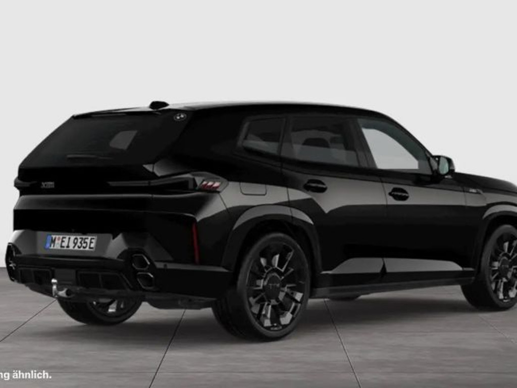 BMW XM