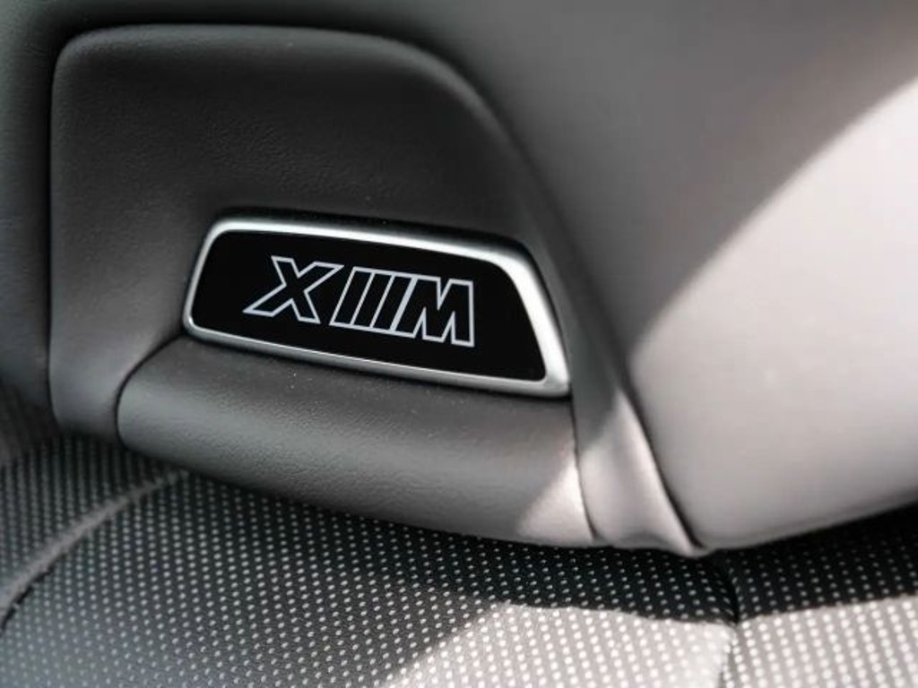 BMW XM