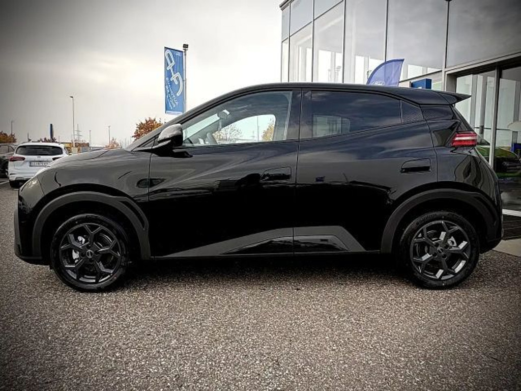 BYD Dolphin Surf