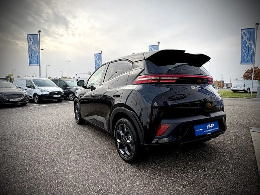 BYD Dolphin Surf