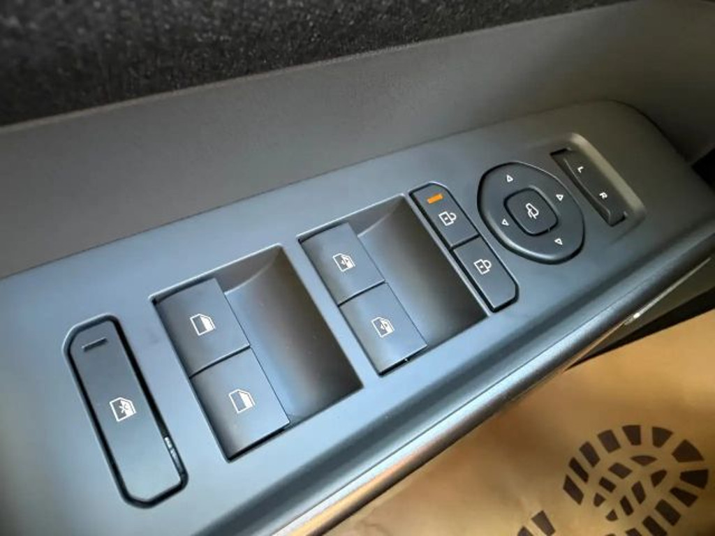 Kia EV2