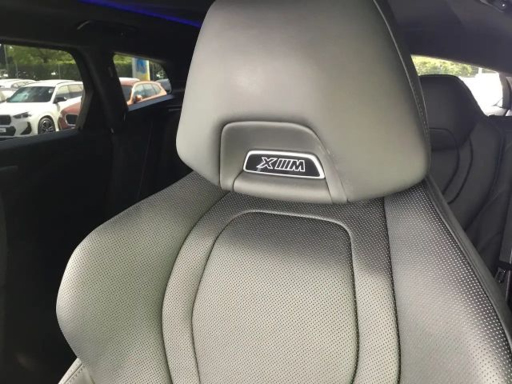 BMW XM