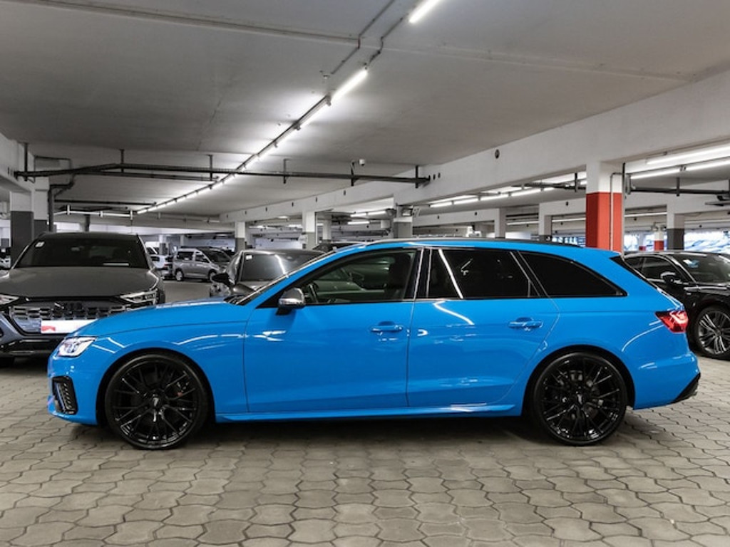 Audi S4