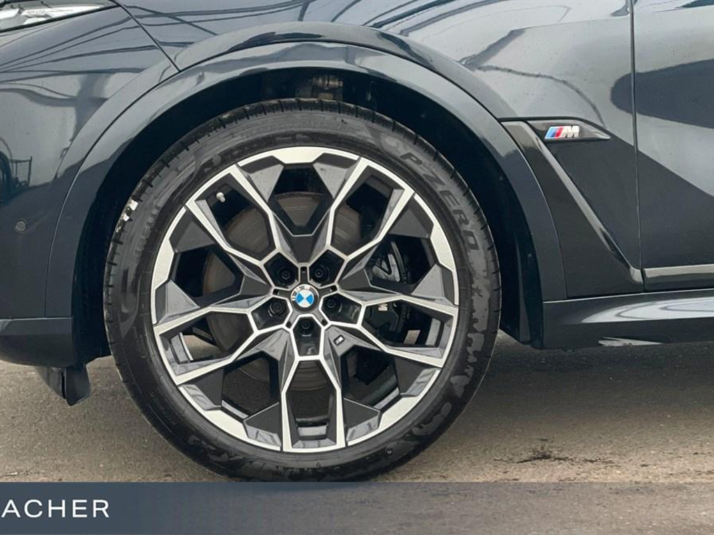 BMW X7 xDrive M60i