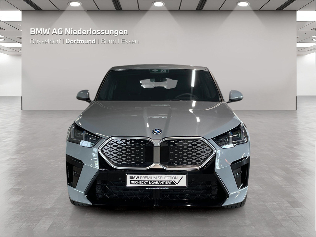 BMW iX2