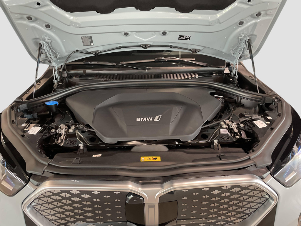 BMW iX2