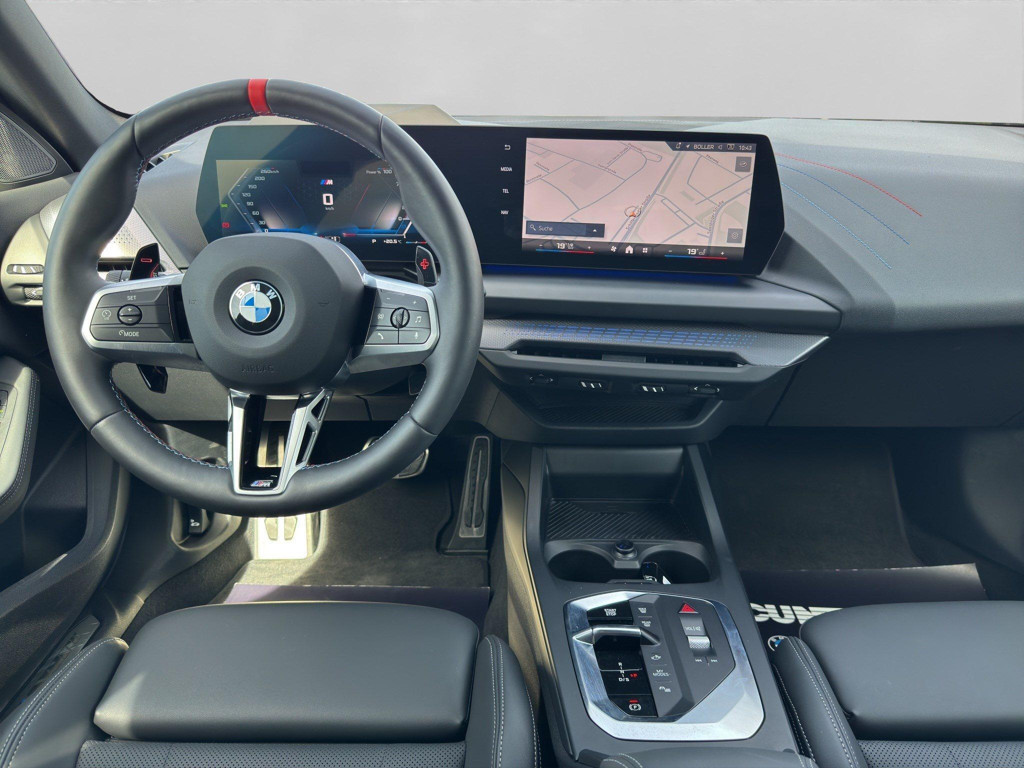 BMW M235