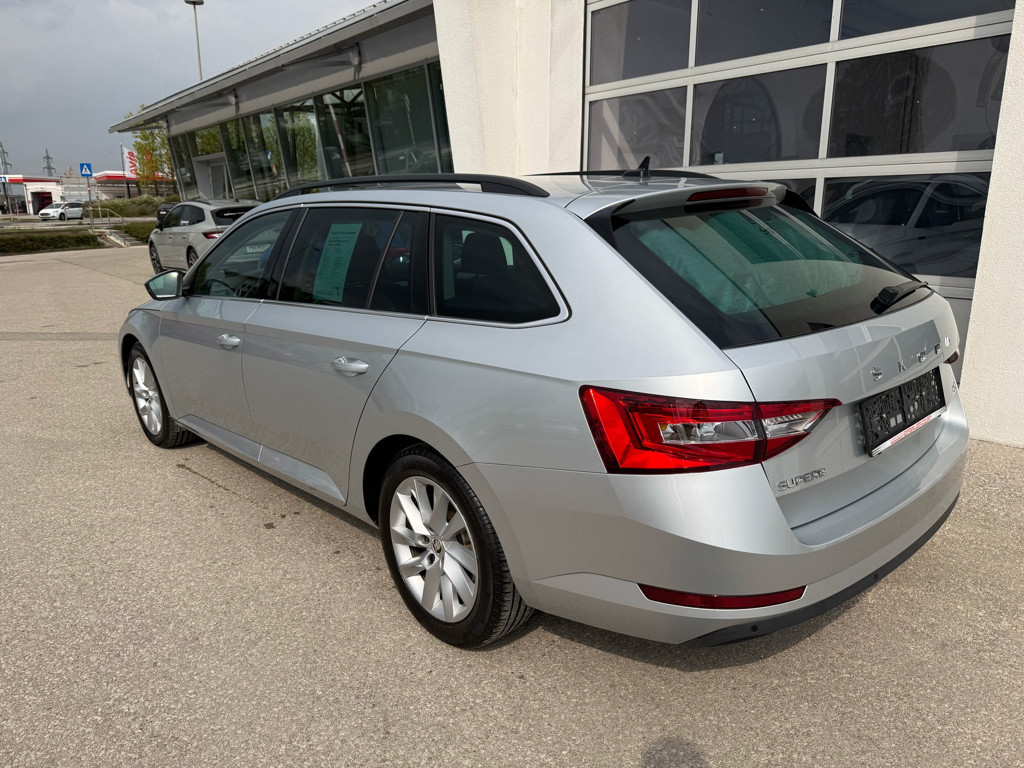 Skoda Superb Ambition Combi 4x4
