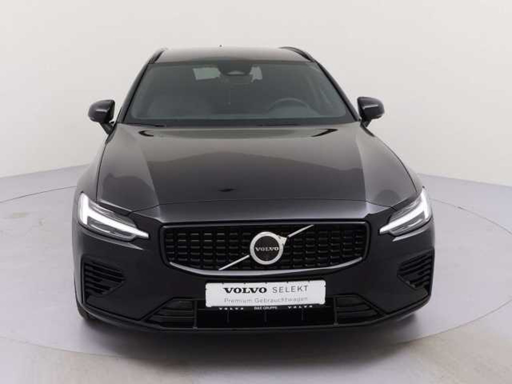 Volvo V60 AWD T8 Hybrid Recharge Plus Dark
