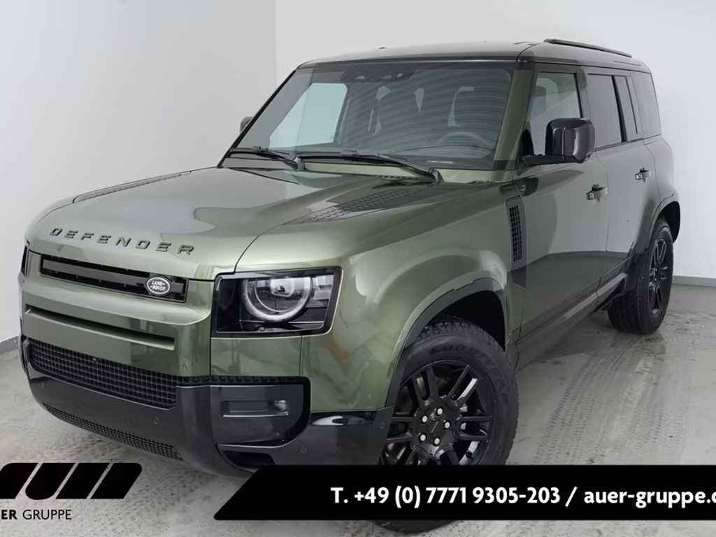 Land Rover Defender D250 110 Black Pack