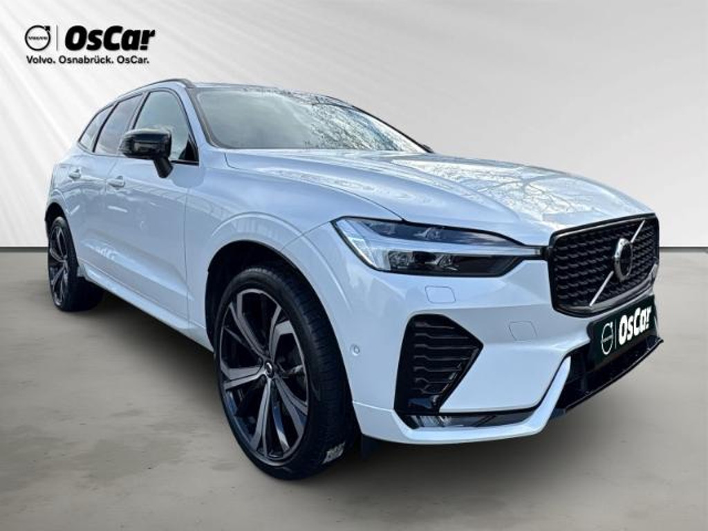 Volvo XC60 AWD Ultimate Dark