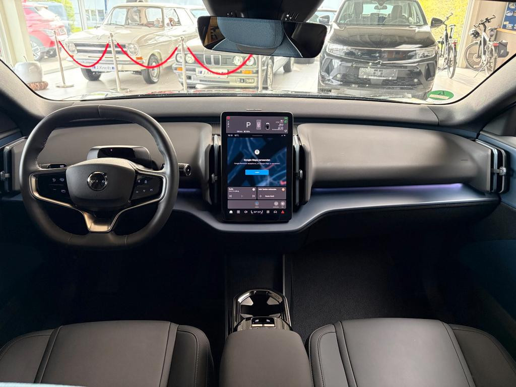 Volvo EX30