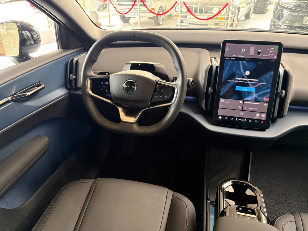 Volvo EX30