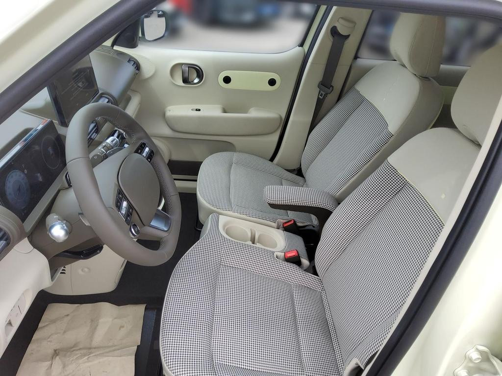 Hyundai INSTER