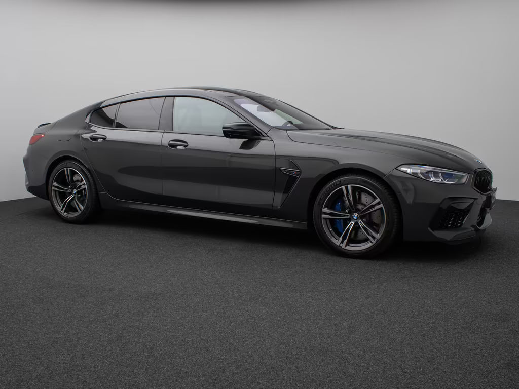 BMW M8