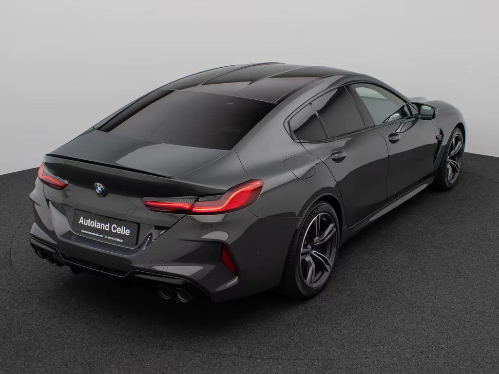 BMW M8