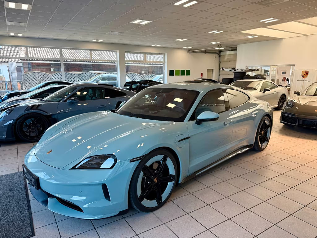Porsche Taycan