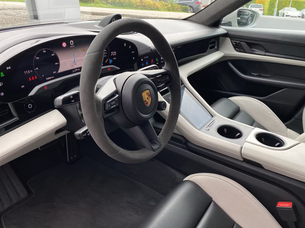 Porsche Taycan