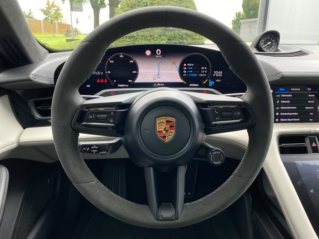 Porsche Taycan