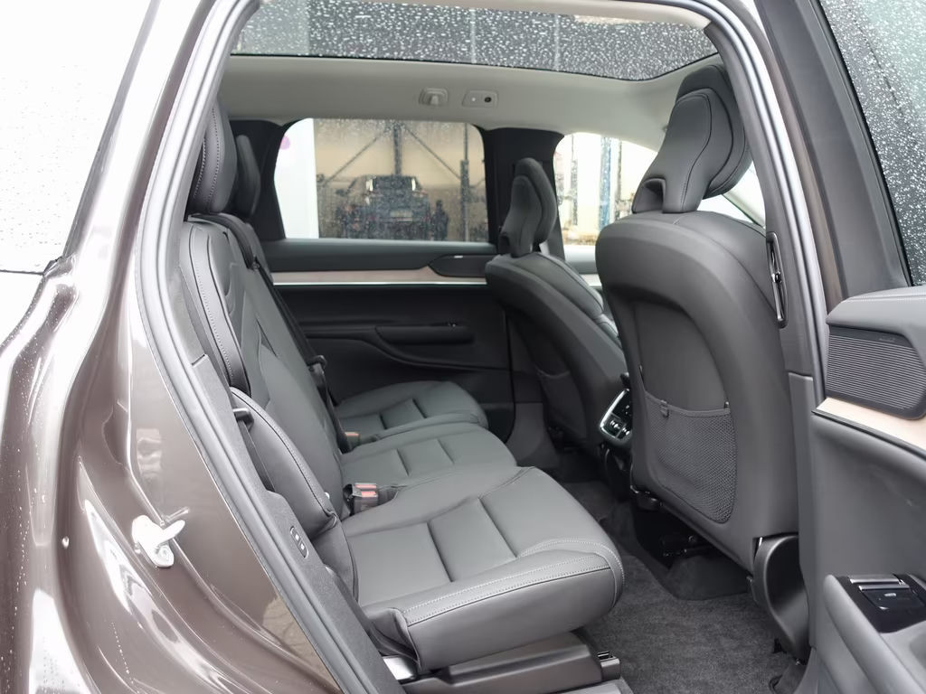 Volvo EX90