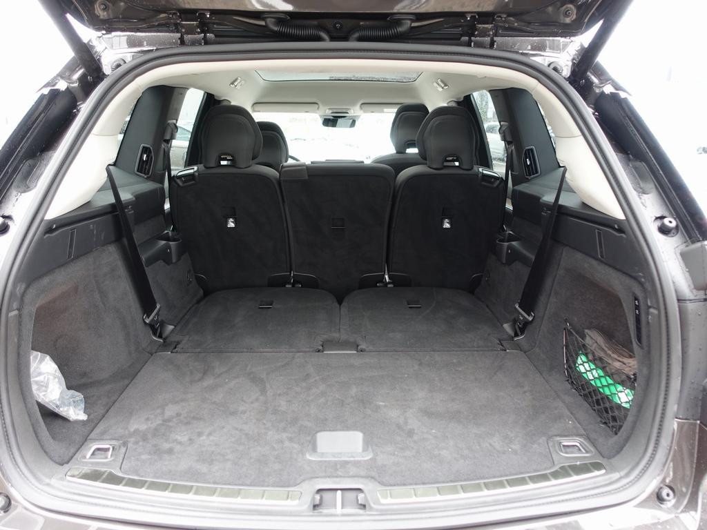 Volvo EX90