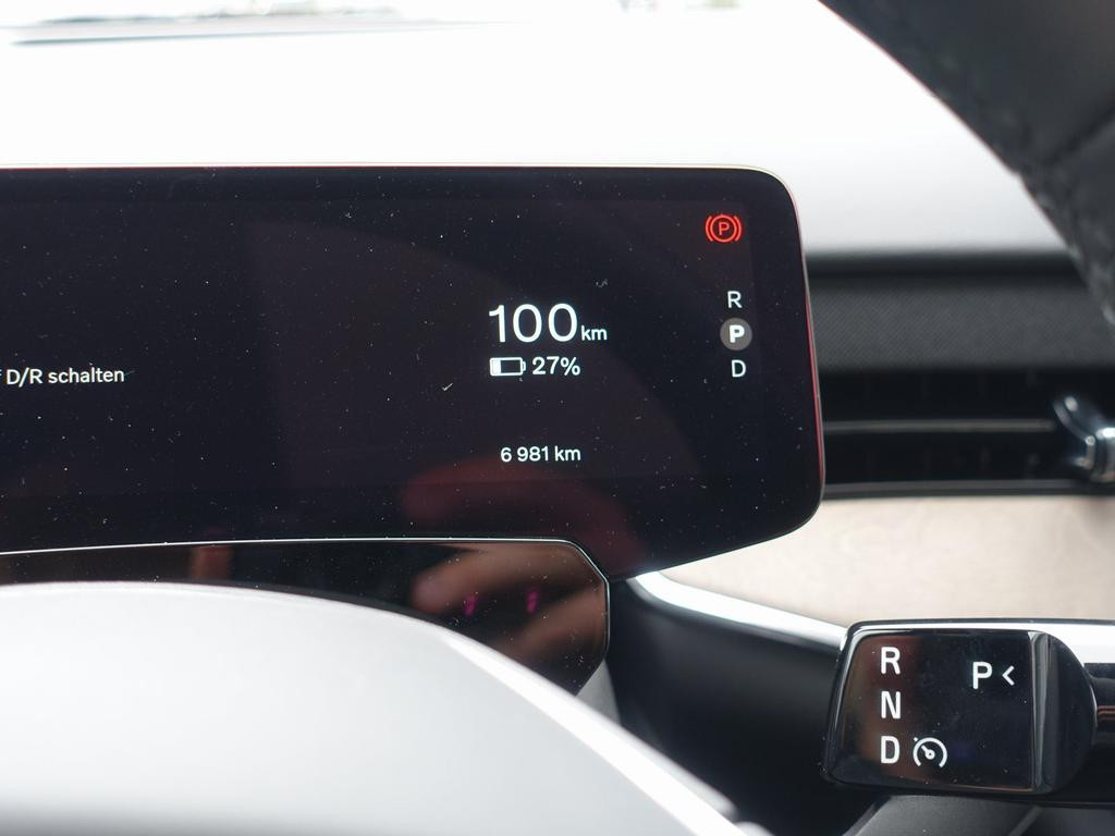Volvo EX90
