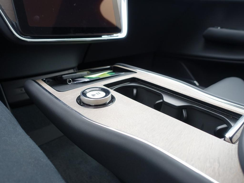 Volvo EX90