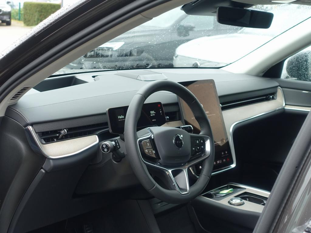 Volvo EX90