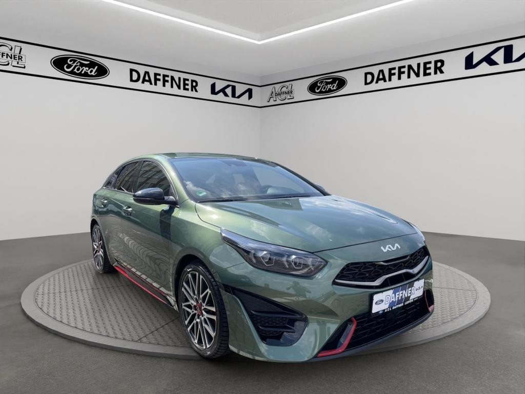 Kia ProCeed