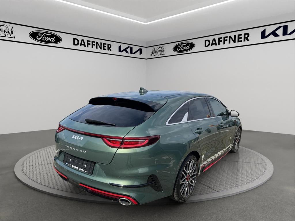 Kia ProCeed