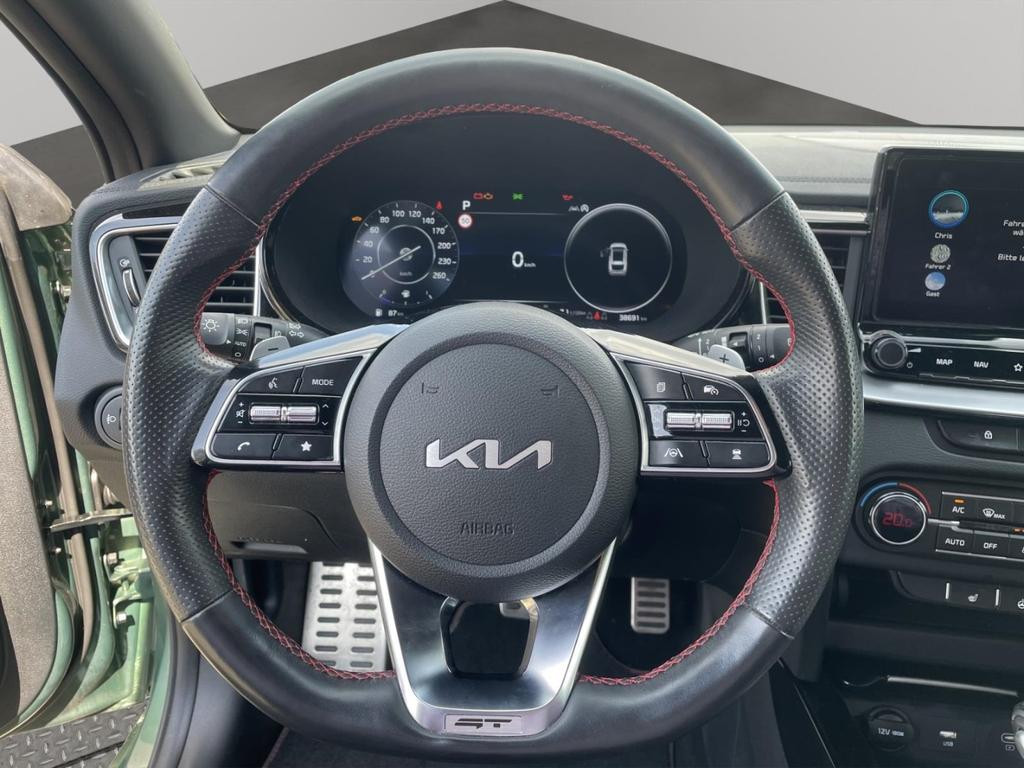 Kia ProCeed