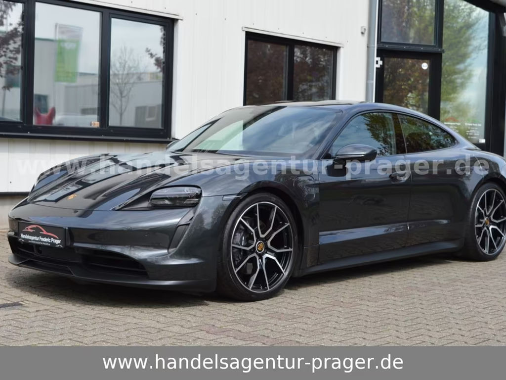 Porsche Taycan Performance Plus
