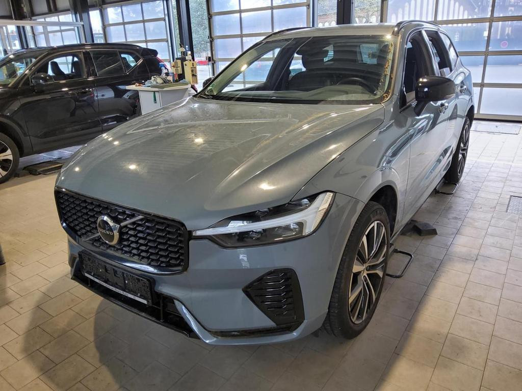 Volvo XC60 Plus Dark
