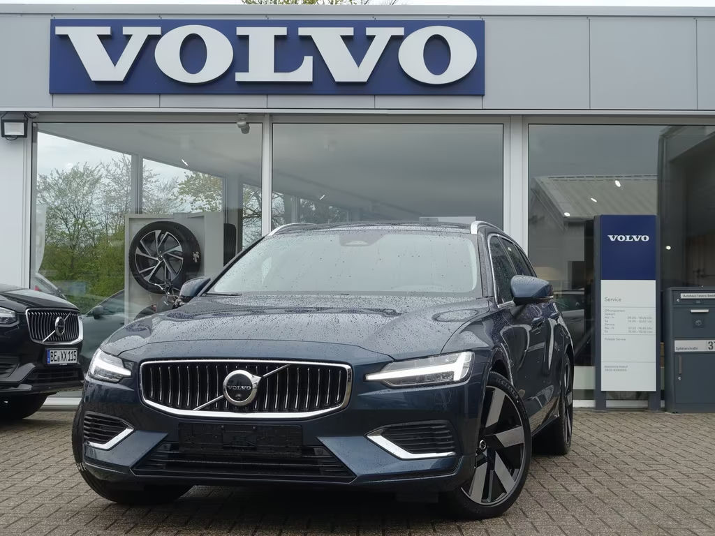 Volvo V60 AWD T8 Hybrid Plus