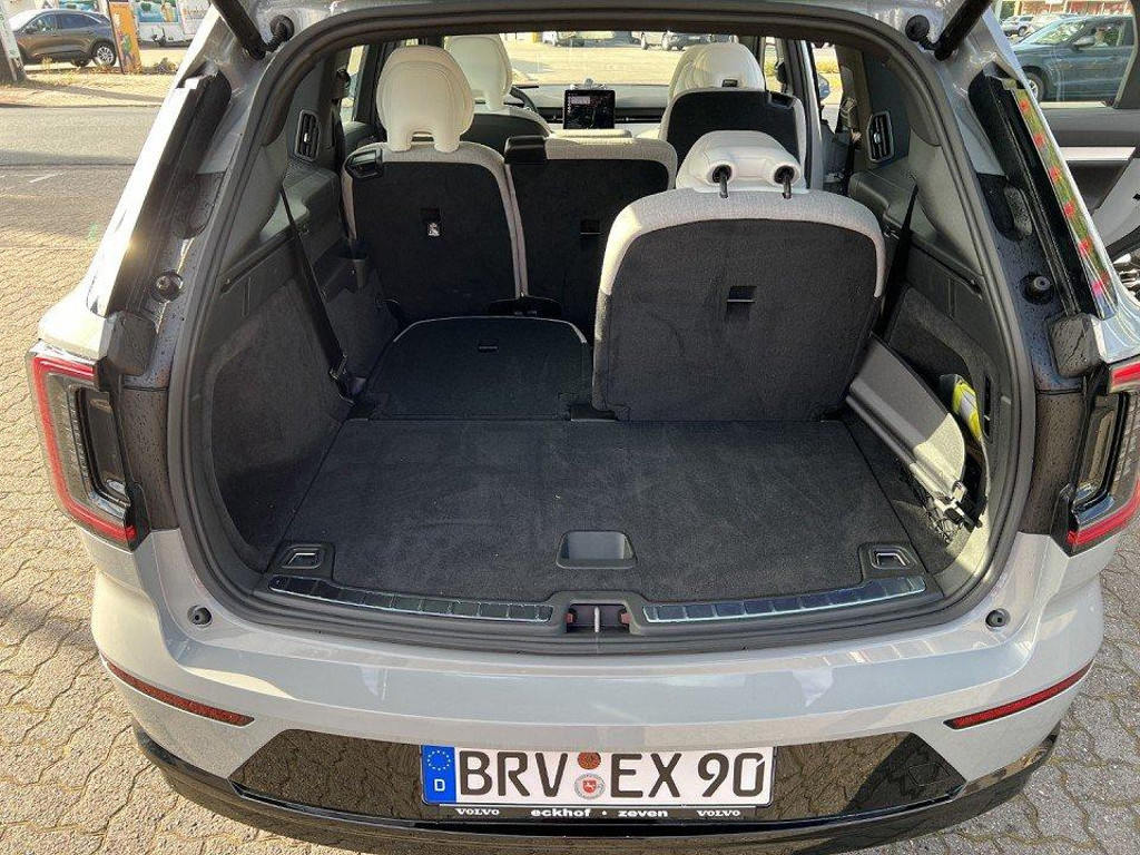 Volvo EX90
