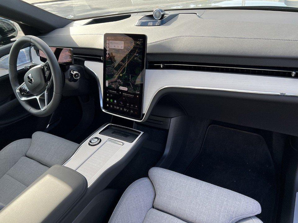 Volvo EX90