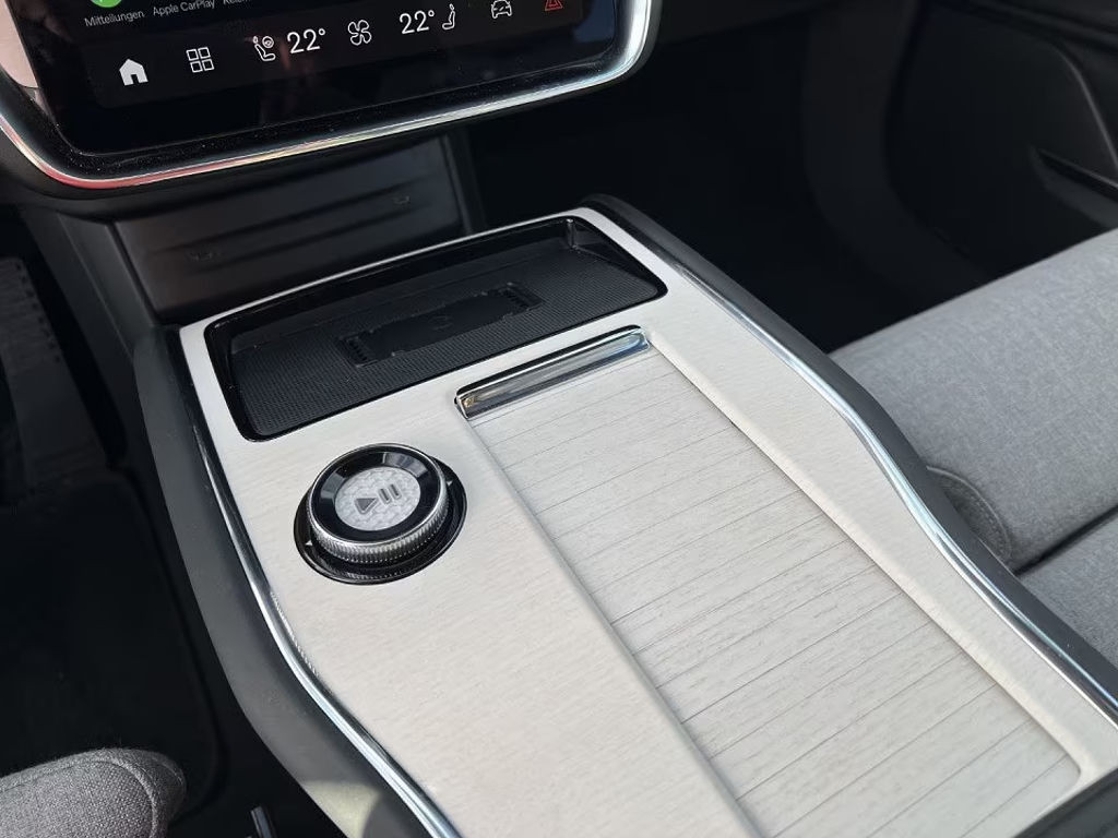 Volvo EX90