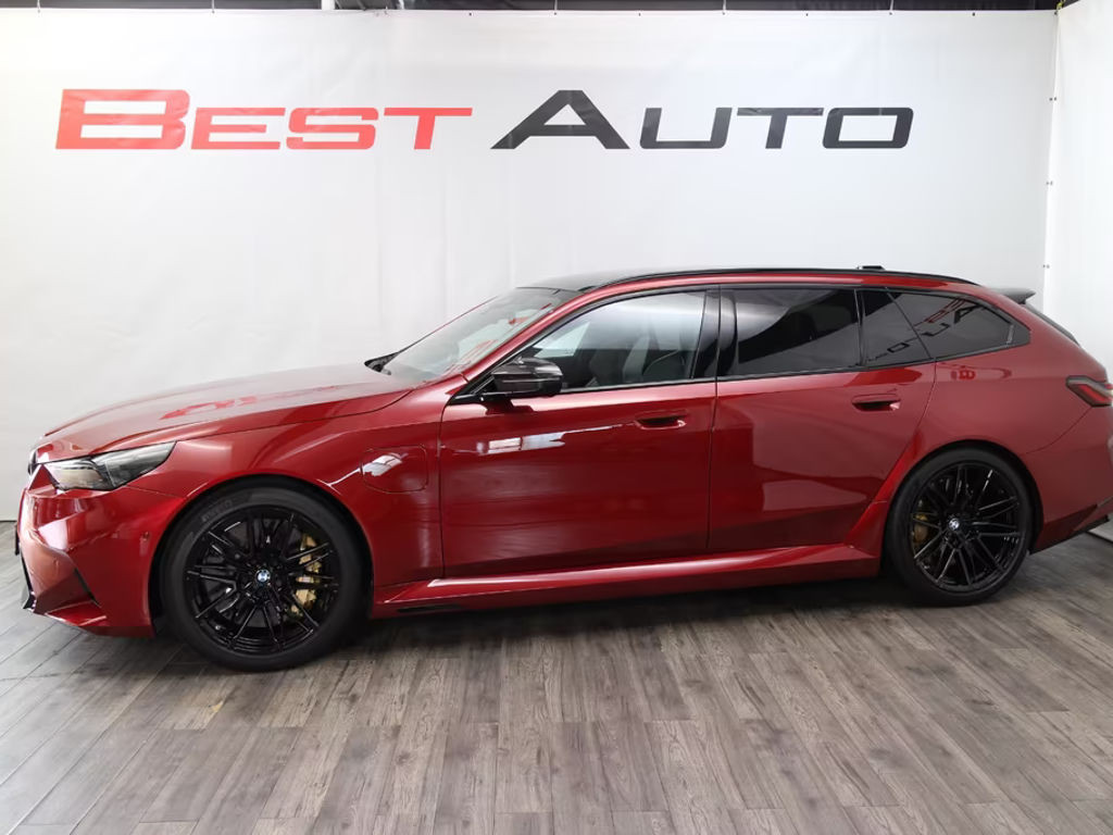 BMW M5 Touring Ultimate Package M Drivers´s Keramik