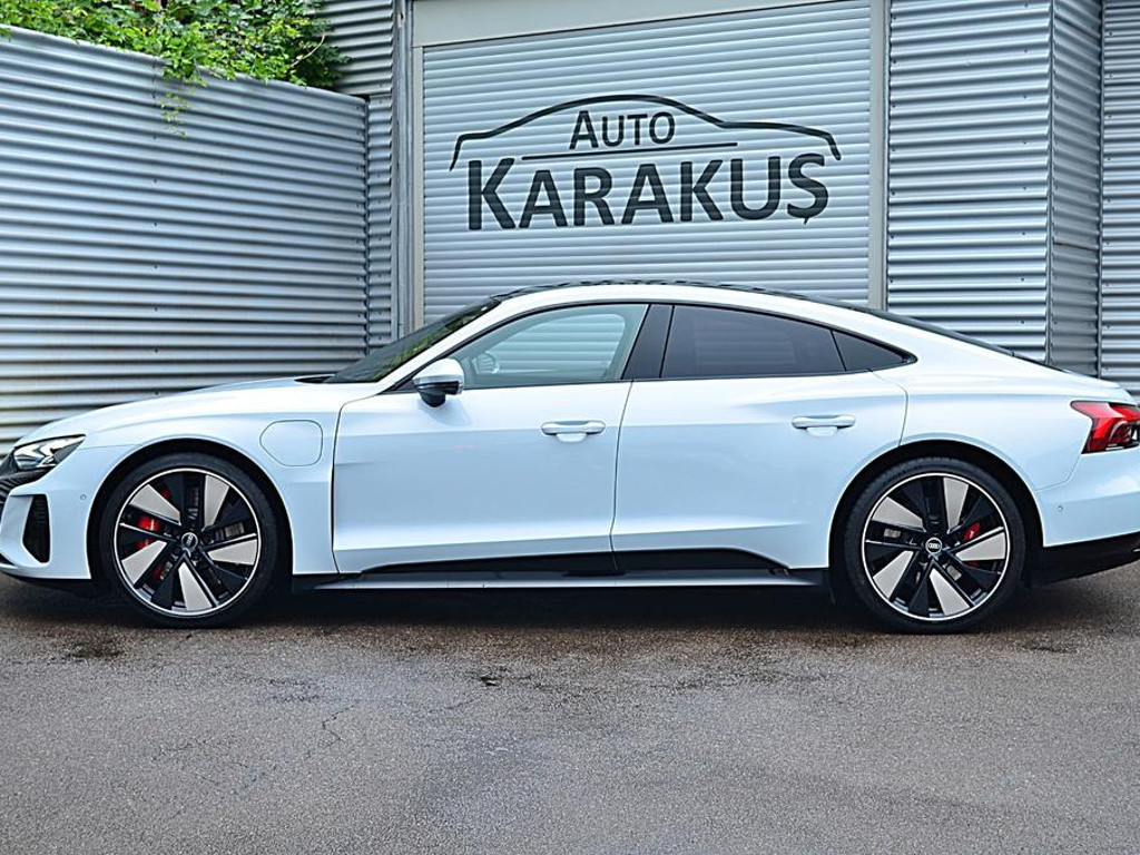 Audi RS e-tron GT RS e-tron GT MEGA VOLL!