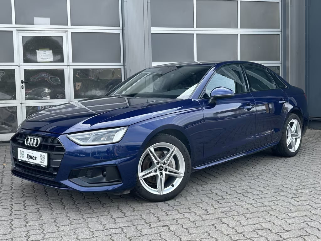 Audi A4 Sedan Quattro 40 TDI