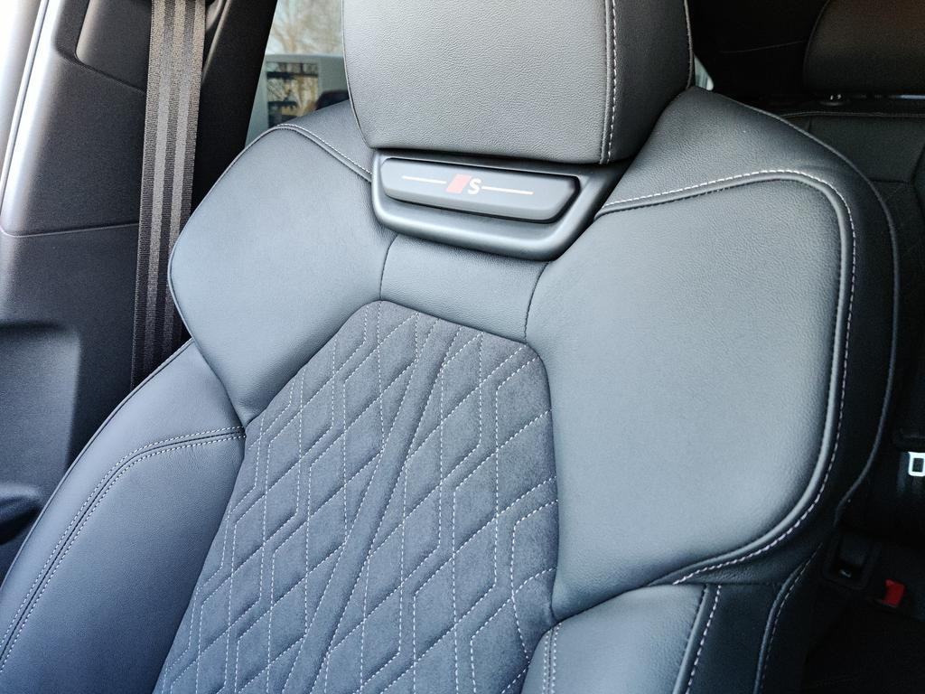 Audi SQ6 e-tron