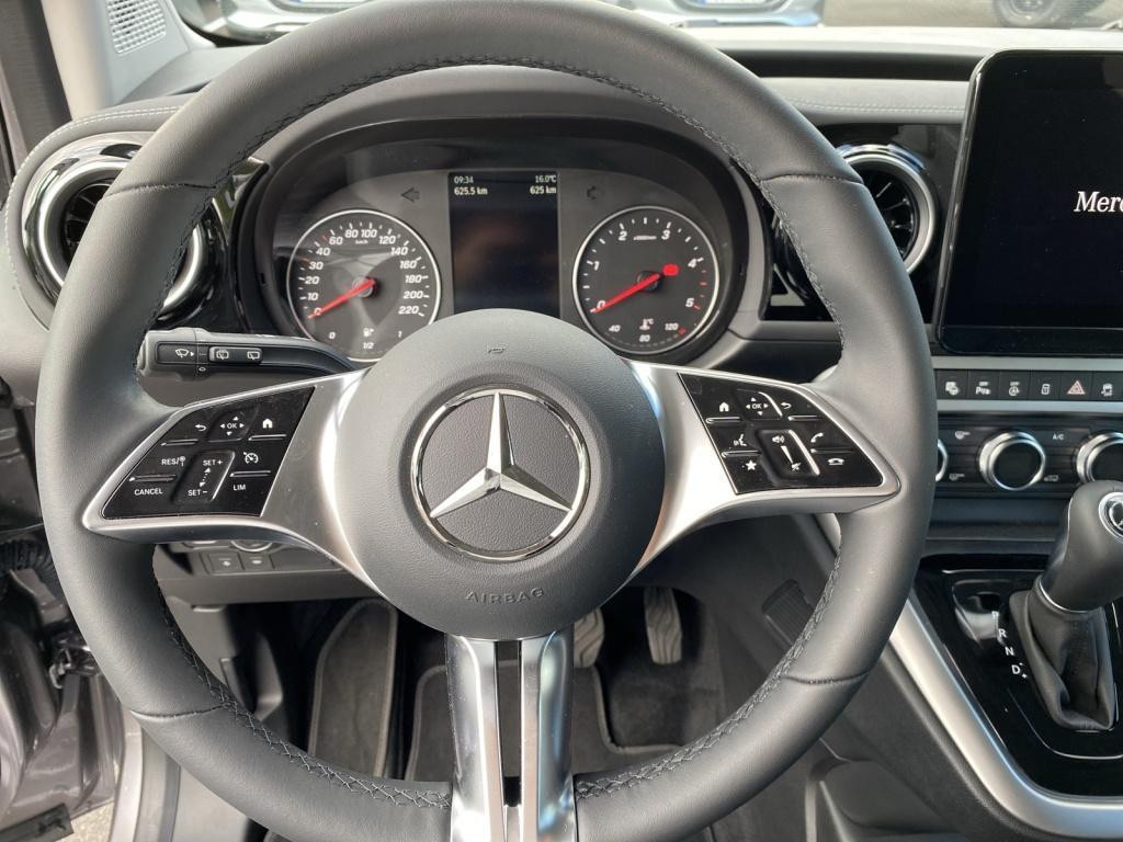 Mercedes-Benz T 180