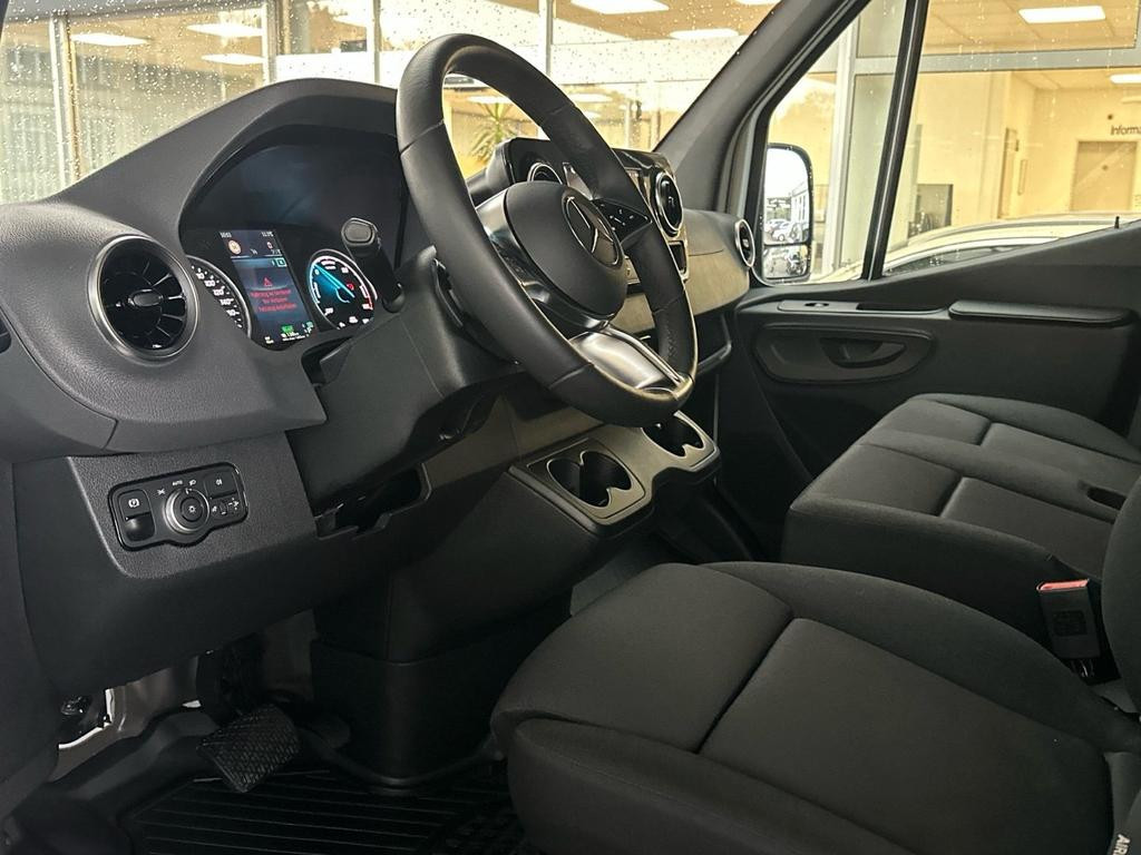 Mercedes-Benz eSprinter