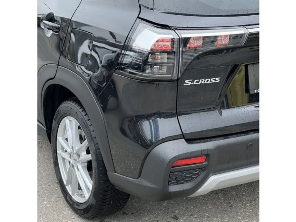 Suzuki S-Cross