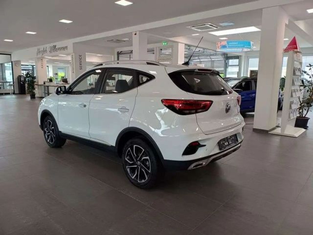 MG ZS