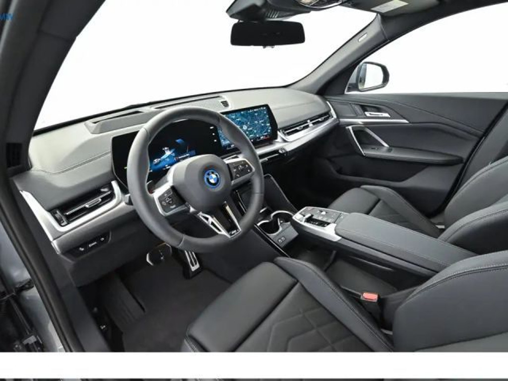 BMW iX2