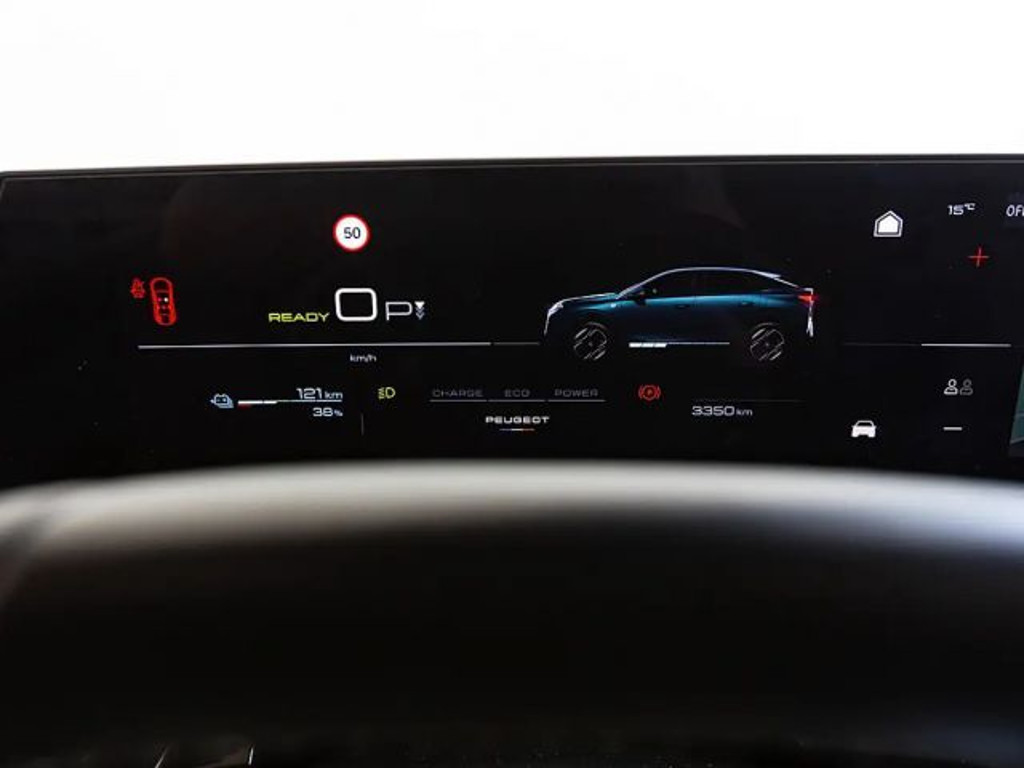 Peugeot E-3008