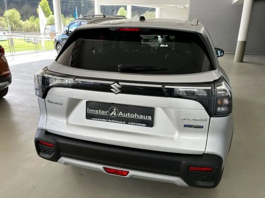 Suzuki S-Cross