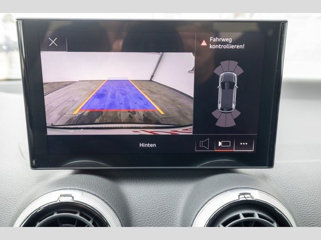 Audi SQ2