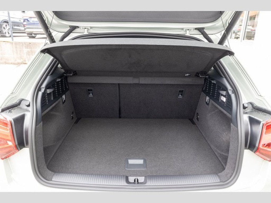 Audi SQ2